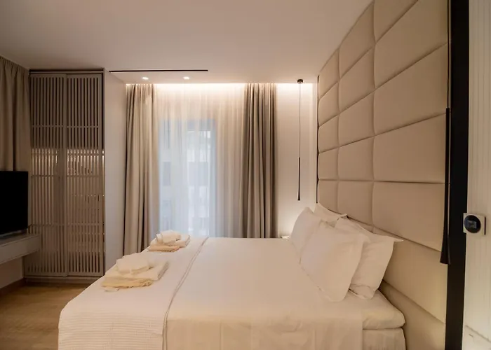 Contessa Bianca Luxury Suites