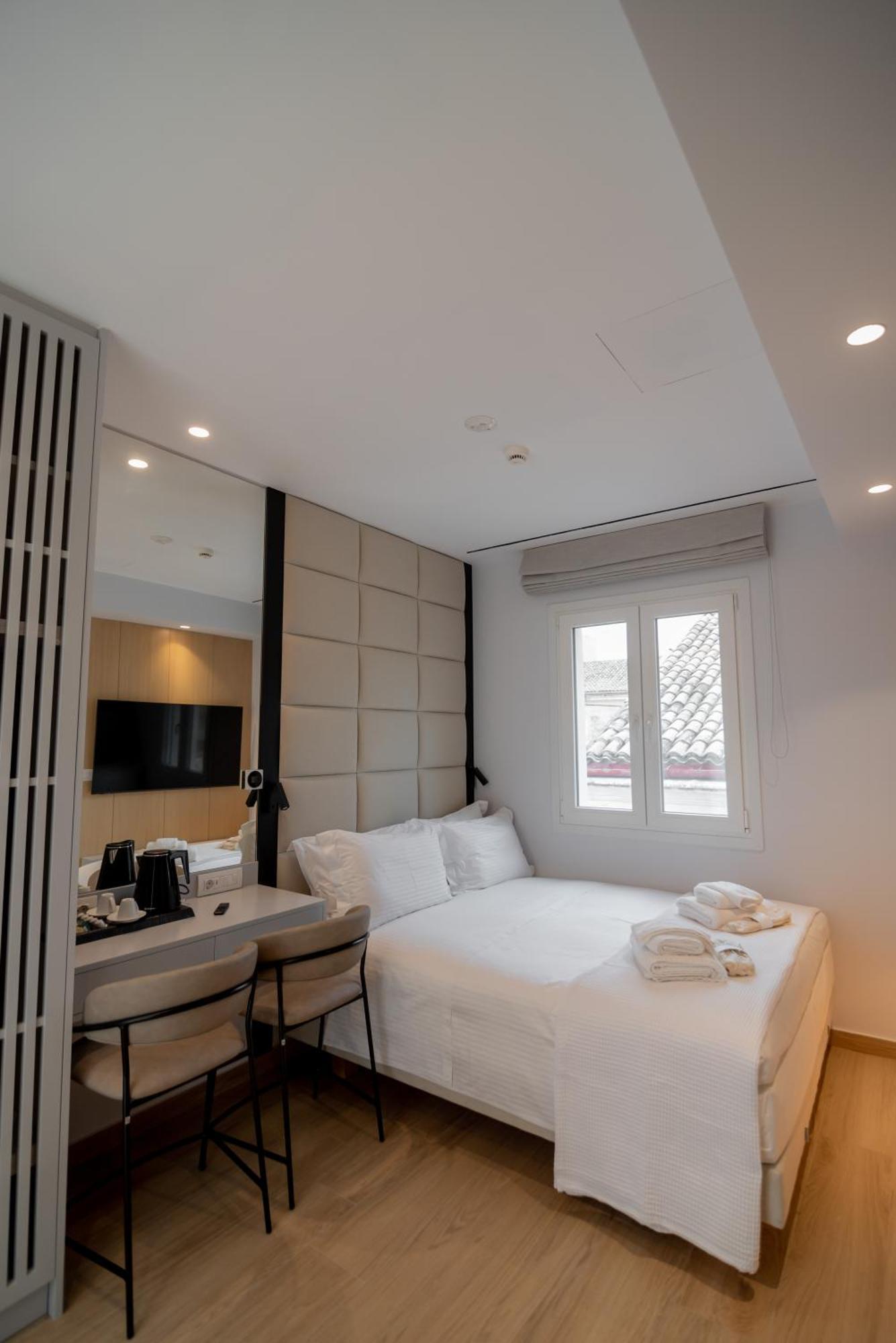 Contessa Bianca Luxury *